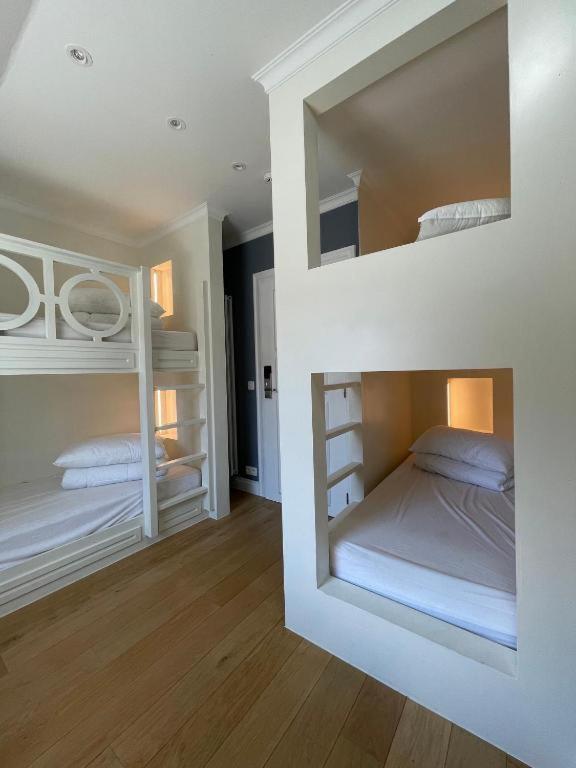 Hostel Lybeer Private Rooms Just For Two! 브뤼헤 외부 사진